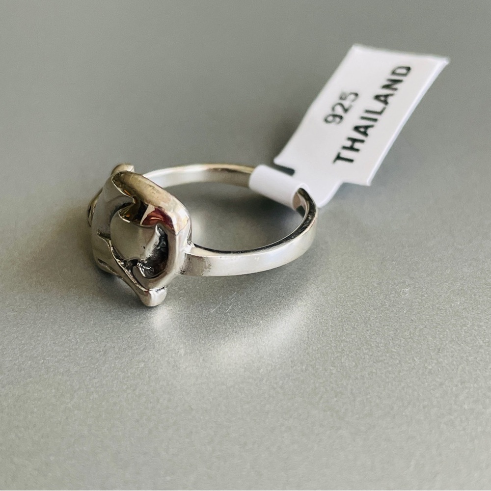 Kitty Cat Horizontal Sterling Silver Ring Available in Sizes 7, 8, 10 - Picture 5 of 13